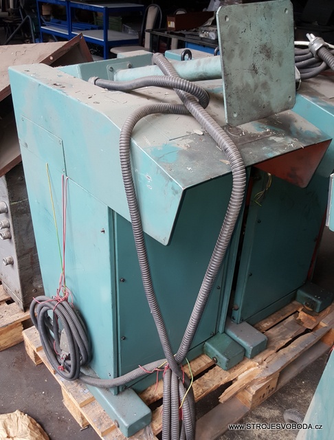 Přímočaré dělicí zařízení QDP 250/100 (3 - QDP 300-100 (2).jpg)